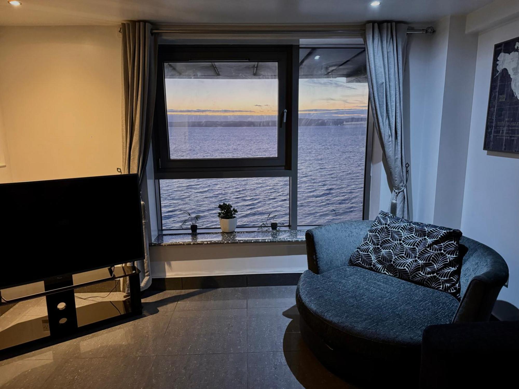 Ocean Park Apartments - Oceanfront - Free Parking And Fast Wifi EDI Buitenkant foto